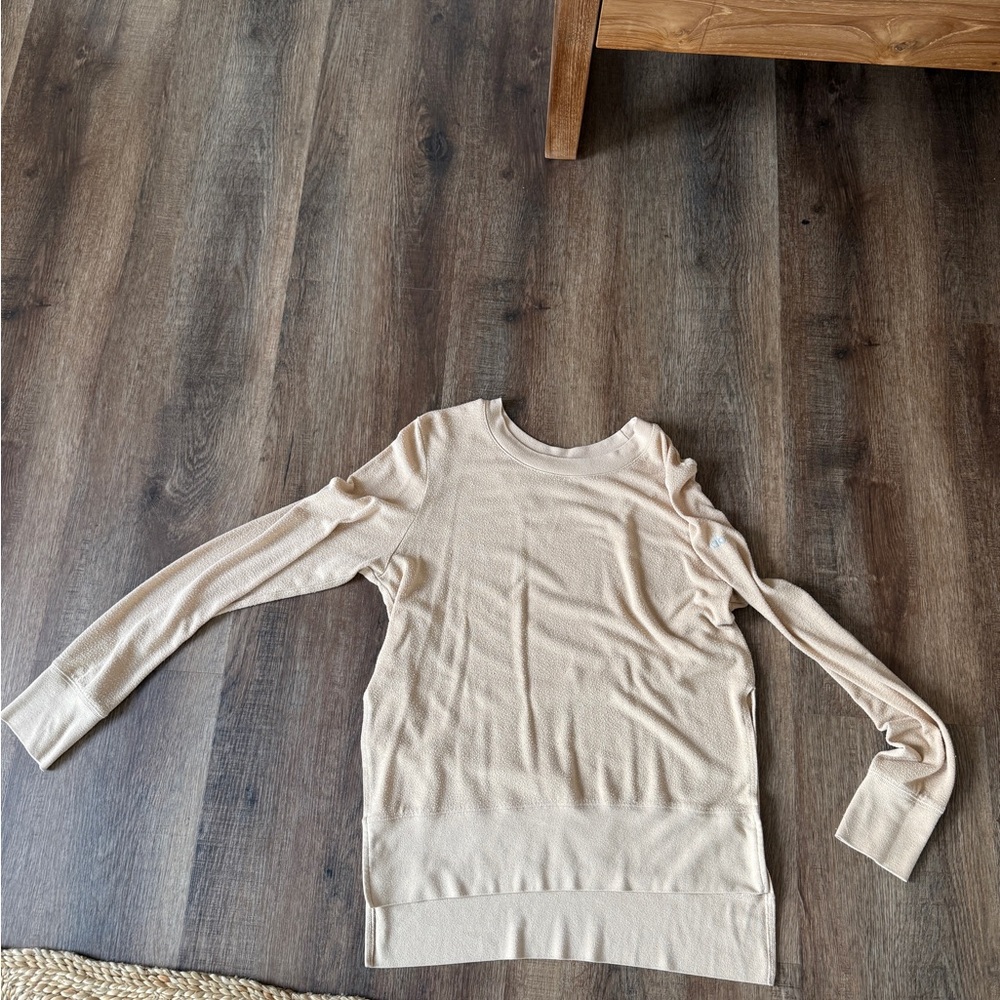 Alo Cream Women's Top